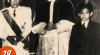 Foto Presiden Sukarno dan putranya Mohammad Guntur Sukarnoputra  berfoto bersama dengan pimpinan tertinggi umat Katolik Paus Pius XII pada kunjungan Presiden ke Vatikan, 19 Juni 1956